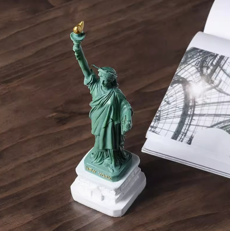 New York statua della libertà  - Travel Accessories New York recensione e prezzo