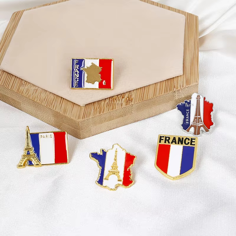 Spille smaltate con bandiera f - Travel Accessories Jewelry recensione e prezzo