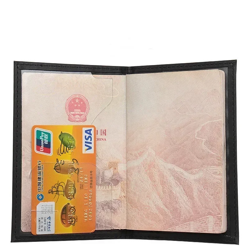 Porta Passaporto in Pelle PU d - Quality Travel Accessories recensione e prezzo